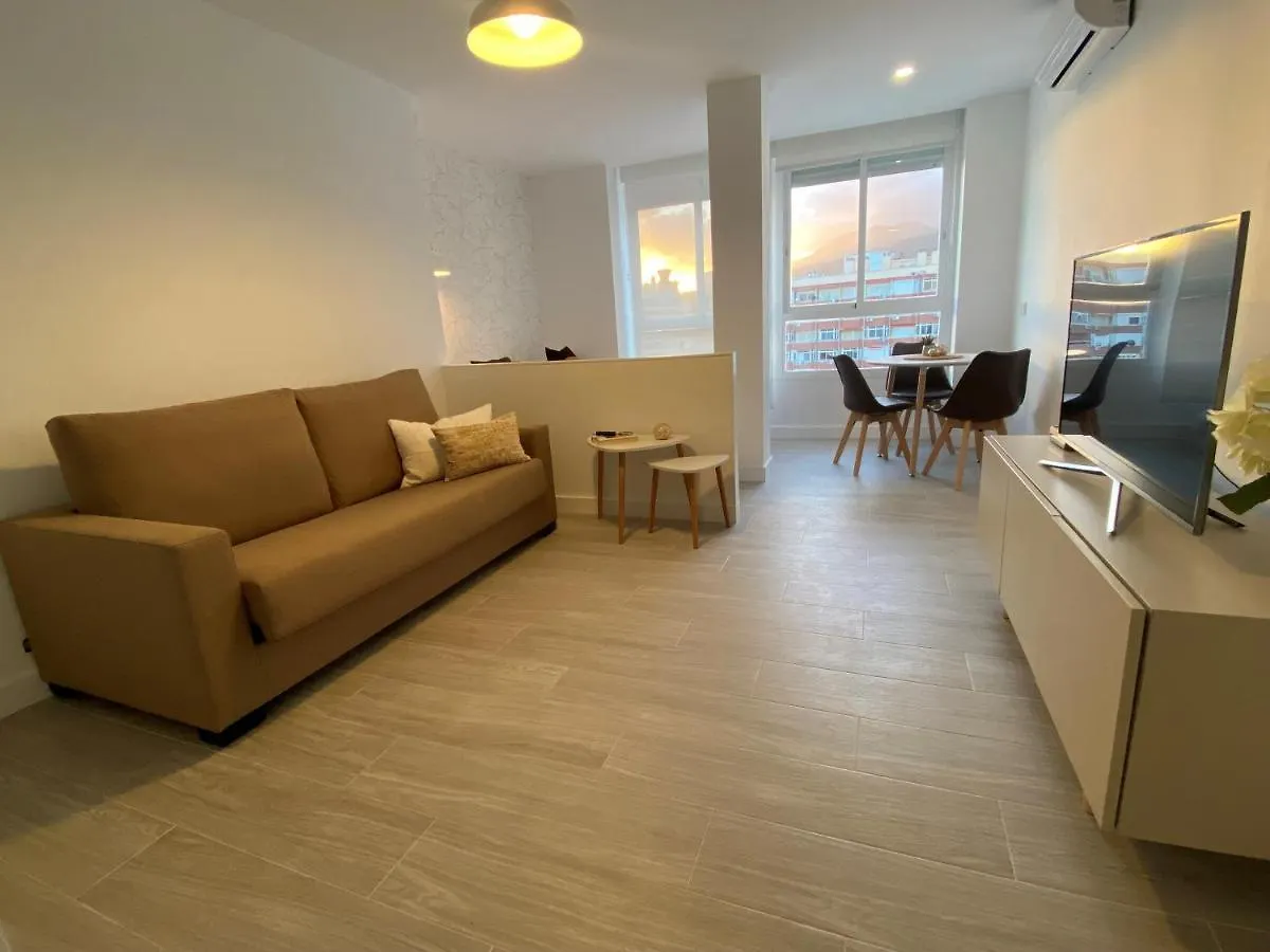 Carmen's cozy apartment 0*, Torremolinos