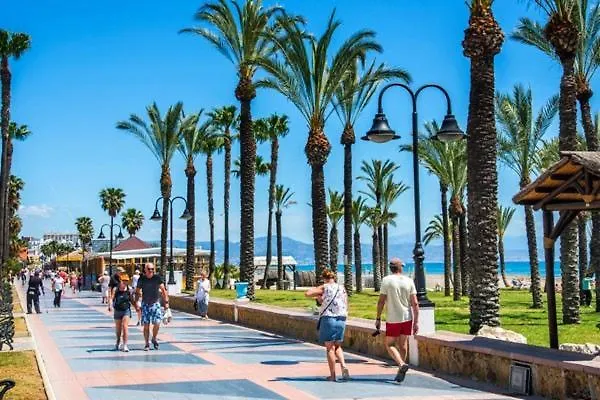 Carmen'S Cozy Apartment Torremolinos